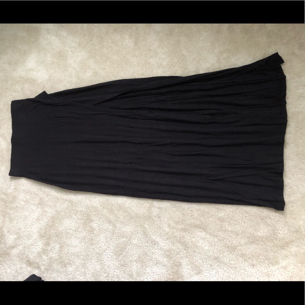 Black skirt